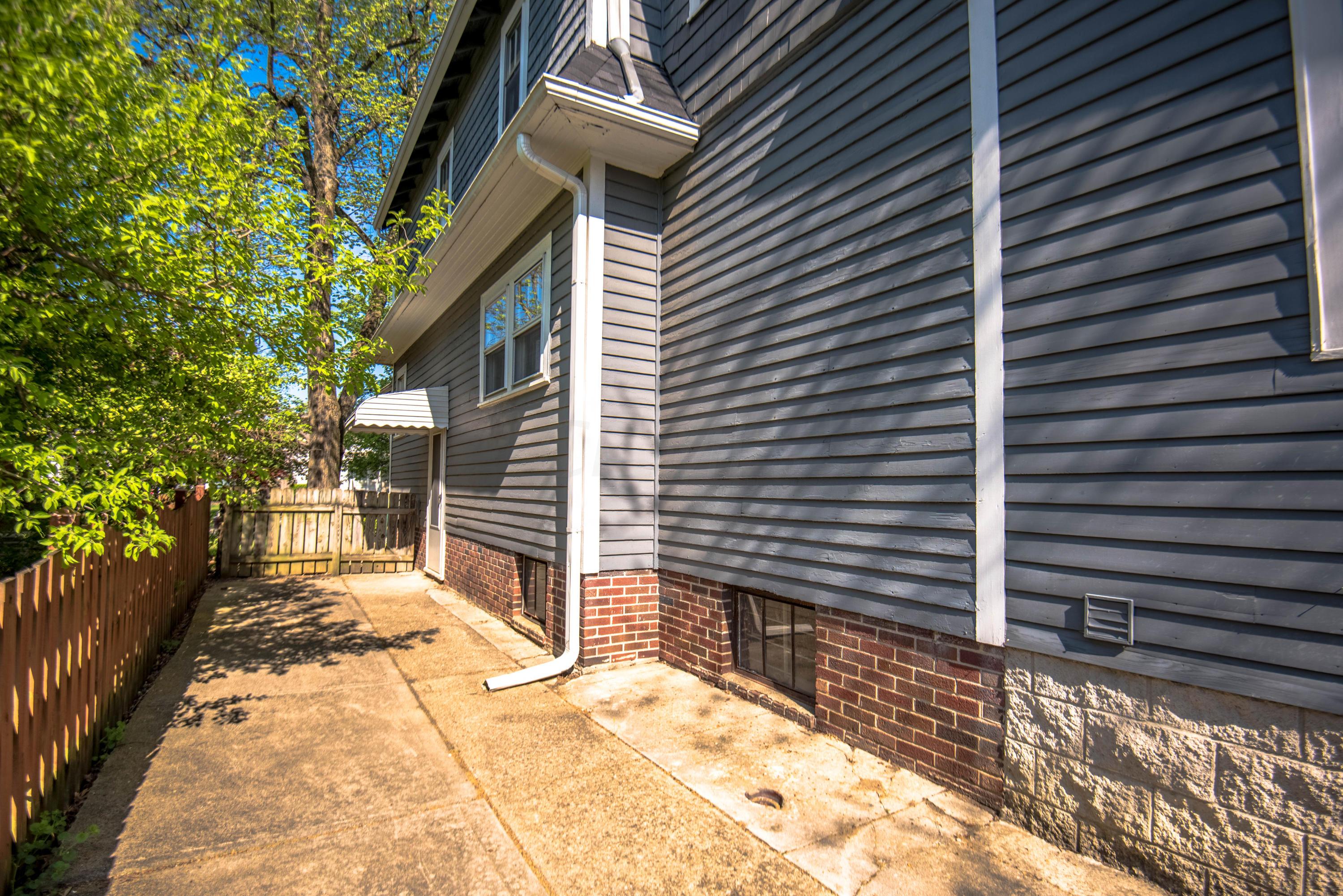 762 Vernon Road Columbus, OH 43209 - Photo 8 of 52