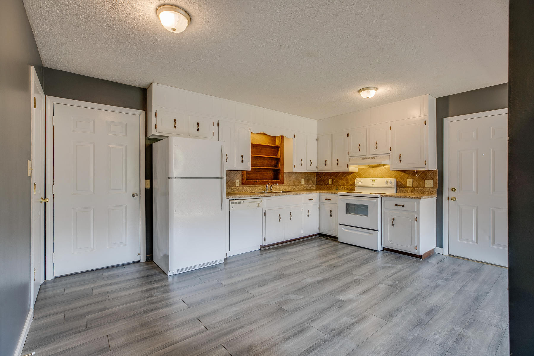 337 Browders Chapel Road Hiltons, VA 24258 - Photo 13 of 45 011