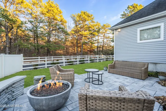 $779,000 | 690 Colgate Avenue, Lanoka Harbor, NJ 08734