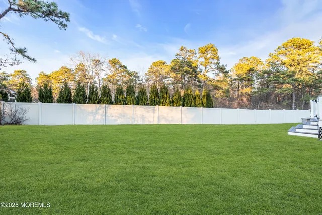 $779,000 | 690 Colgate Avenue, Lanoka Harbor, NJ 08734