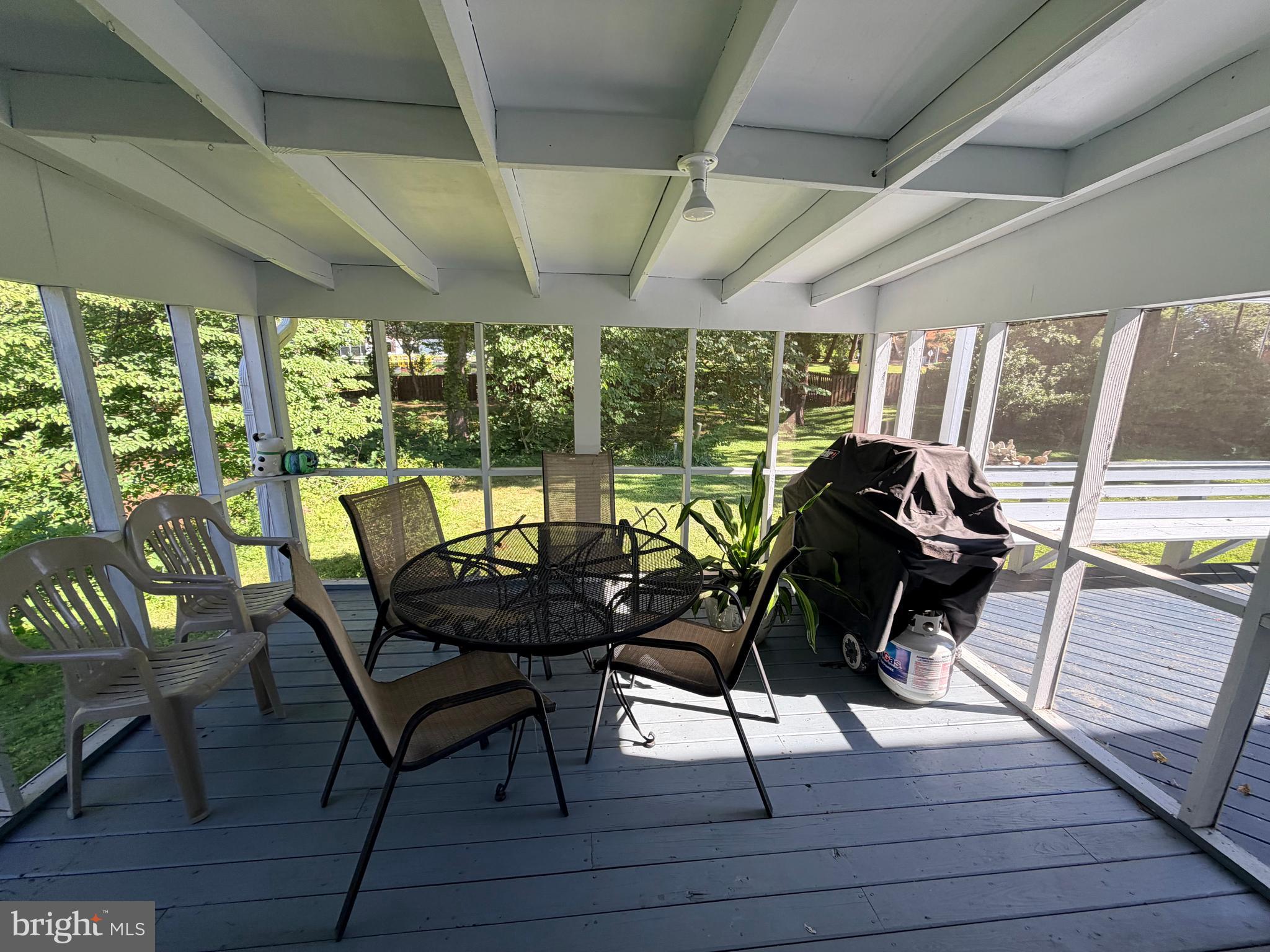 10802 Hunt Club Road Reston, VA 20190 - Photo 15 of 39 Gallery Image 15