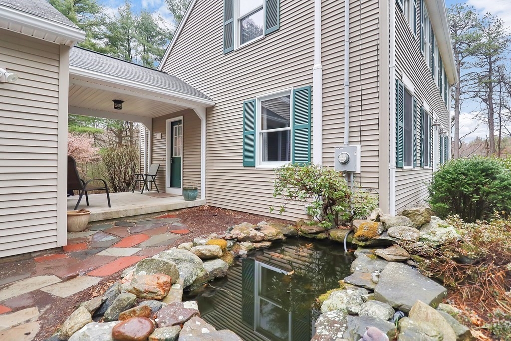 48 Robbins Road Monson, MA 01057 - Photo 3 of 34