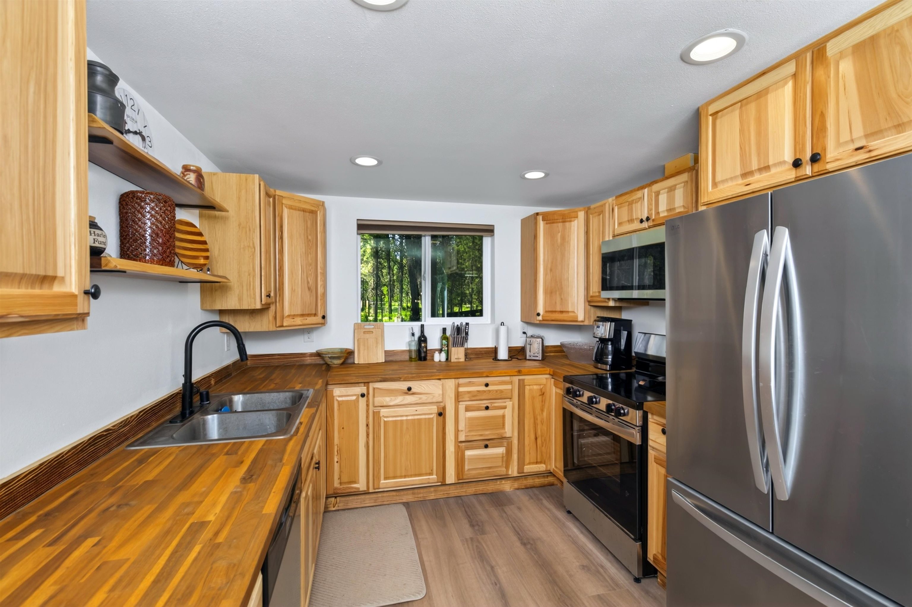 272 Robin Road, Unit 272 ROBIN ROAD Newport, WA 99156 - Photo 20 of 39