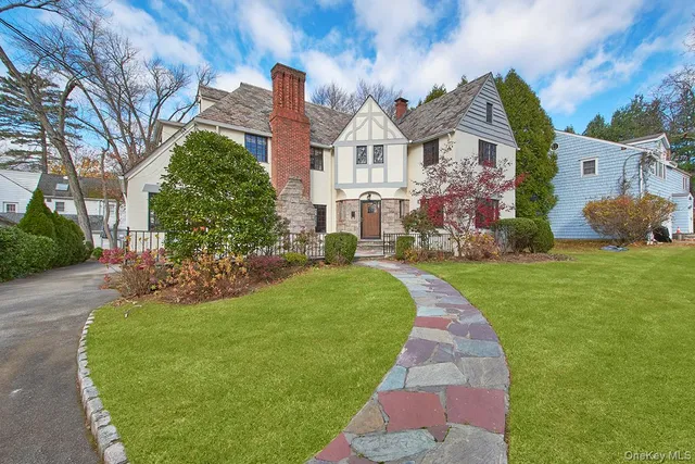 $1,249,000 | 216 Hartsdale Avenue, White Plains, NY 10606