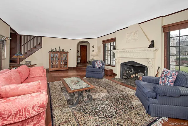 $1,249,000 | 216 Hartsdale Avenue, White Plains, NY 10606