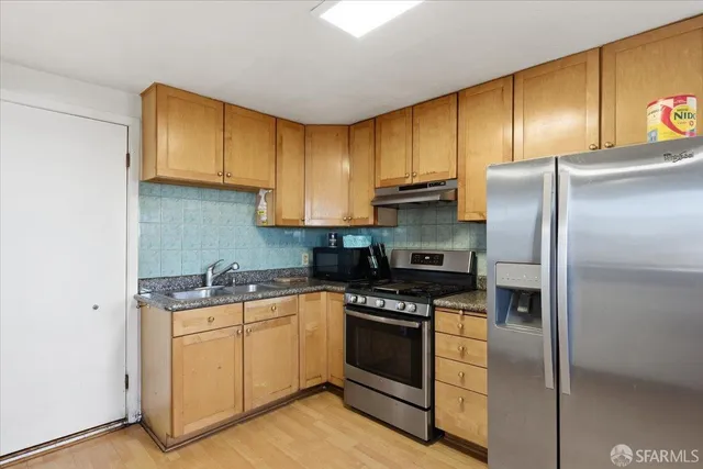 $1,098,888 | 424 Bellevue Avenue, Daly City, CA 94014