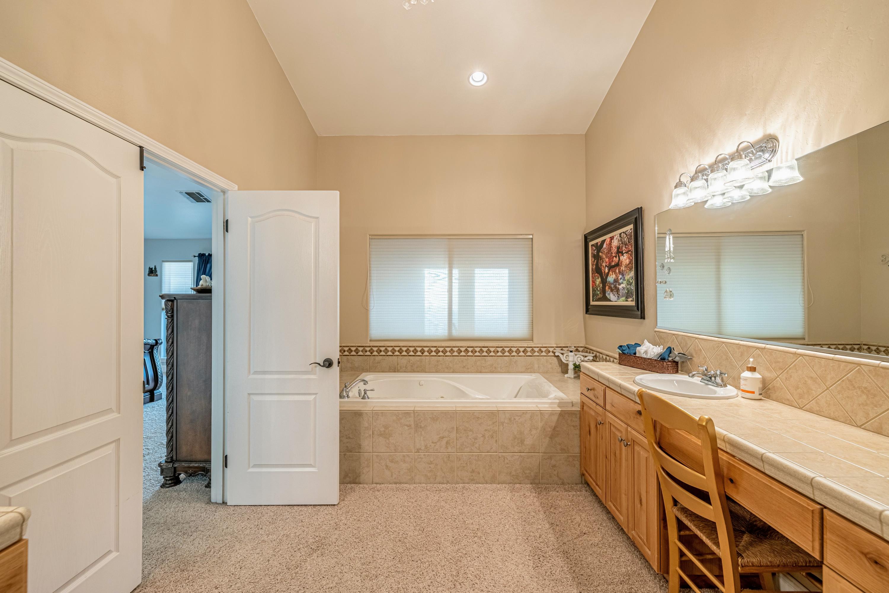 23701 El Rancho Drive Tehachapi, CA 93561 - Photo 18 of 29 JMY_6759-HDR
