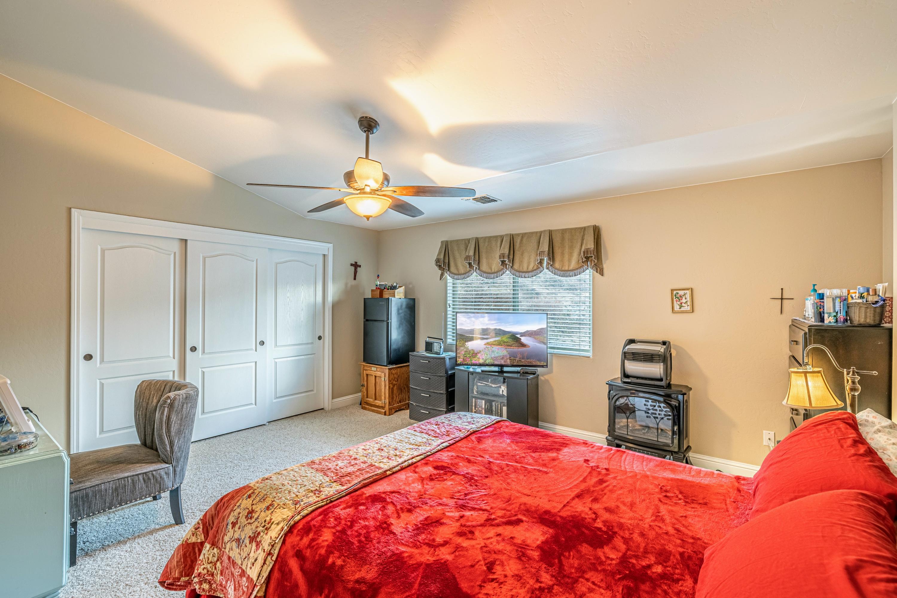 23701 El Rancho Drive Tehachapi, CA 93561 - Photo 25 of 29 JMY_6724-HDR-Edit
