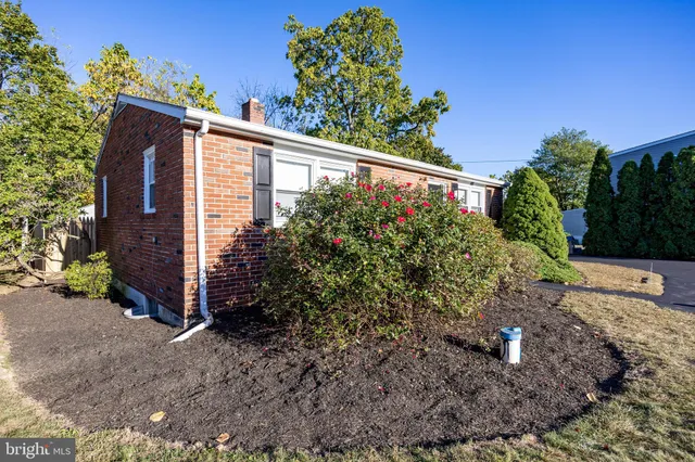 $1,850 | 1569 Swamp Pike, Gilbertsville, PA 19525