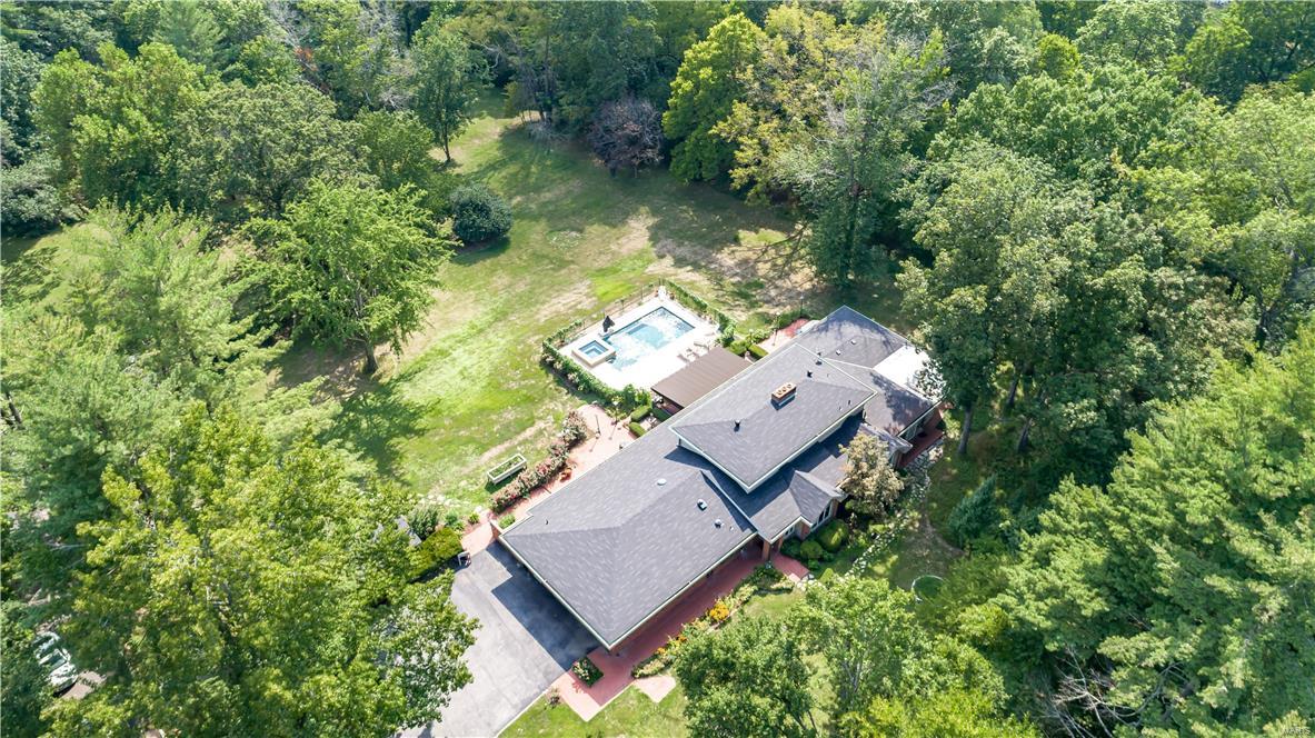 9934 Litzsinger Road Ladue, MO 63124 - Photo 1 of 11 Gallery Image 1