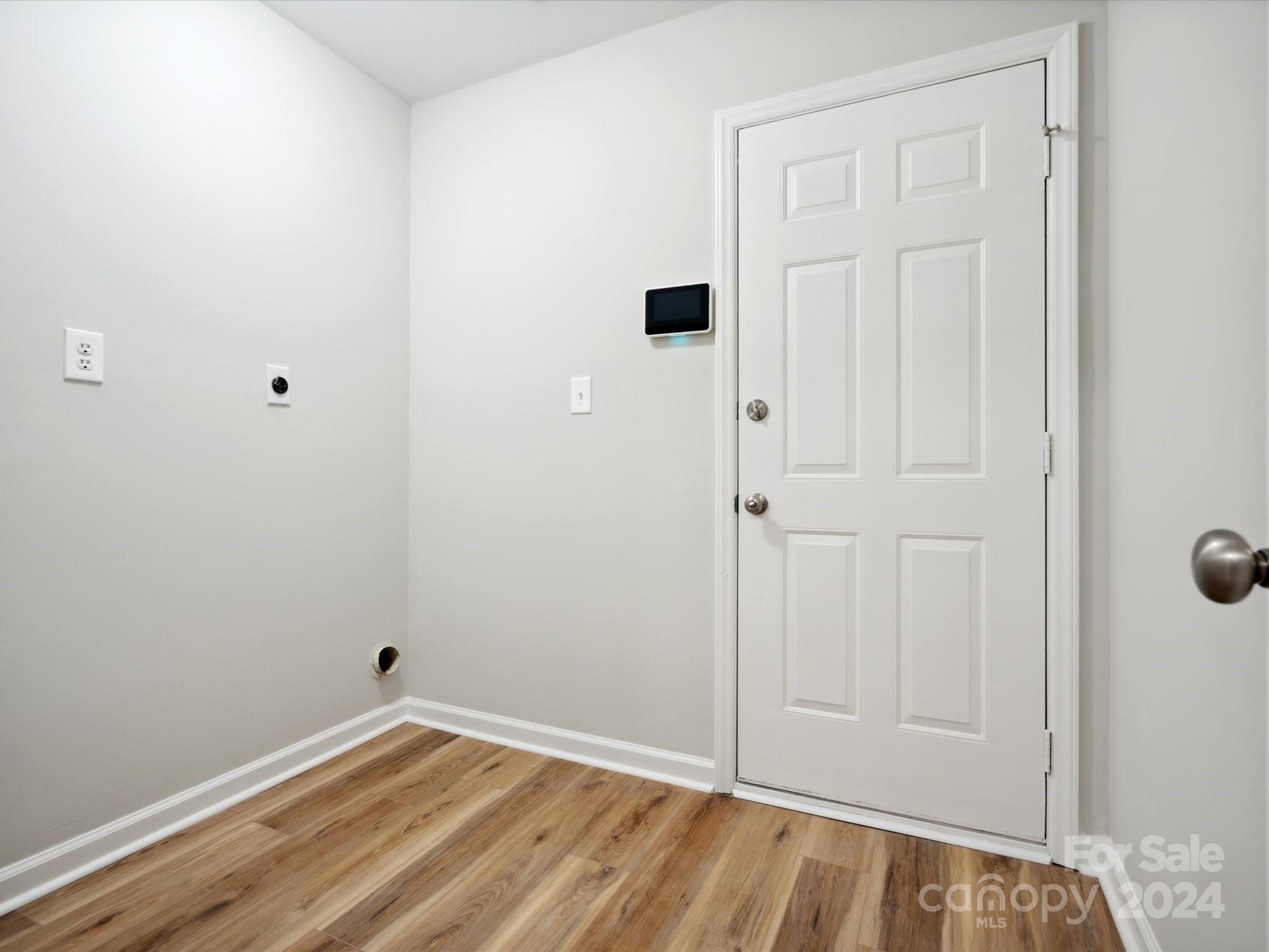 5515 Haybridge Road Charlotte, NC 28269 - Photo 35 of 45 Gallery Image 35