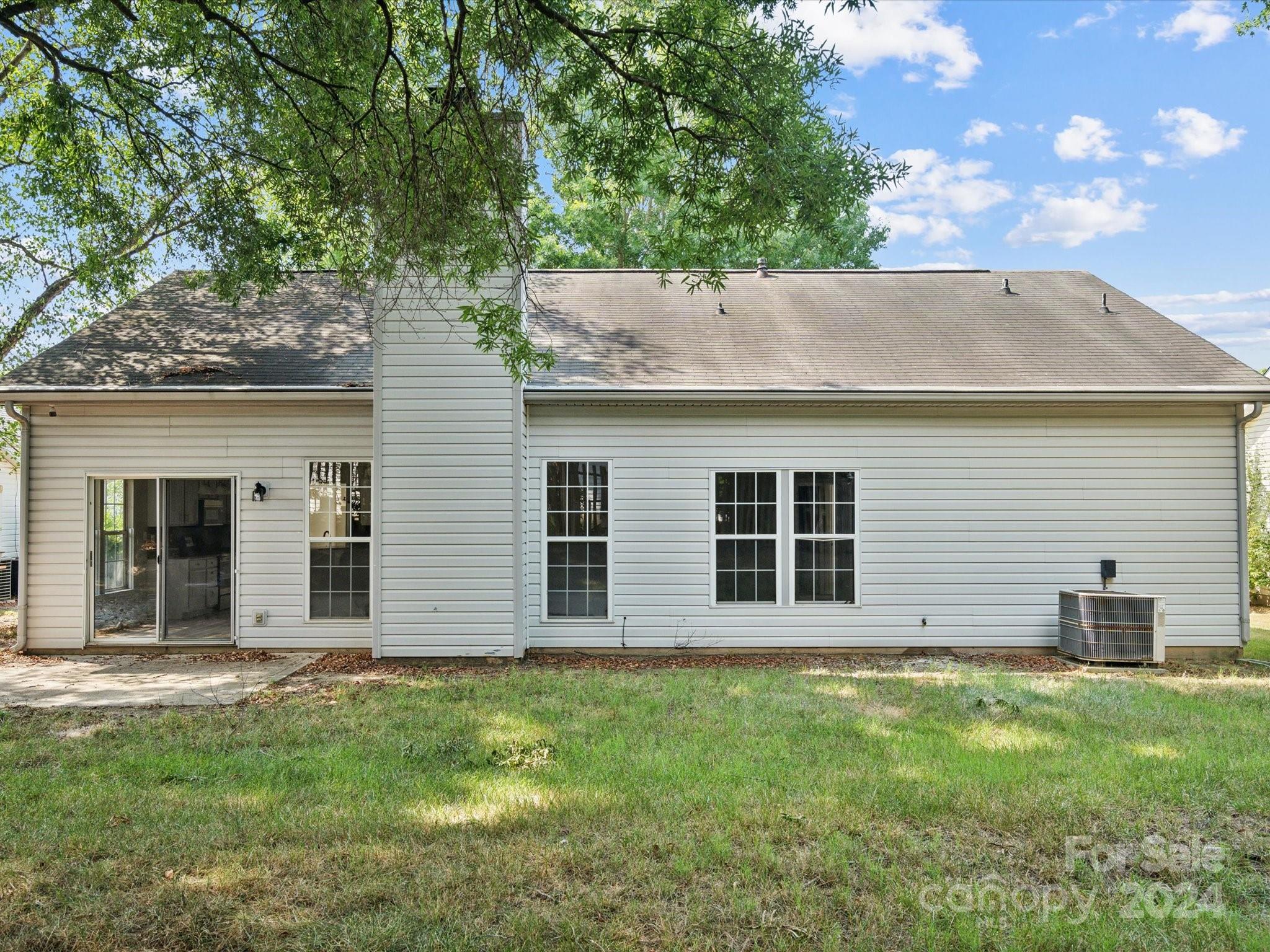 5515 Haybridge Road Charlotte, NC 28269 - Photo 39 of 45 Gallery Image 39