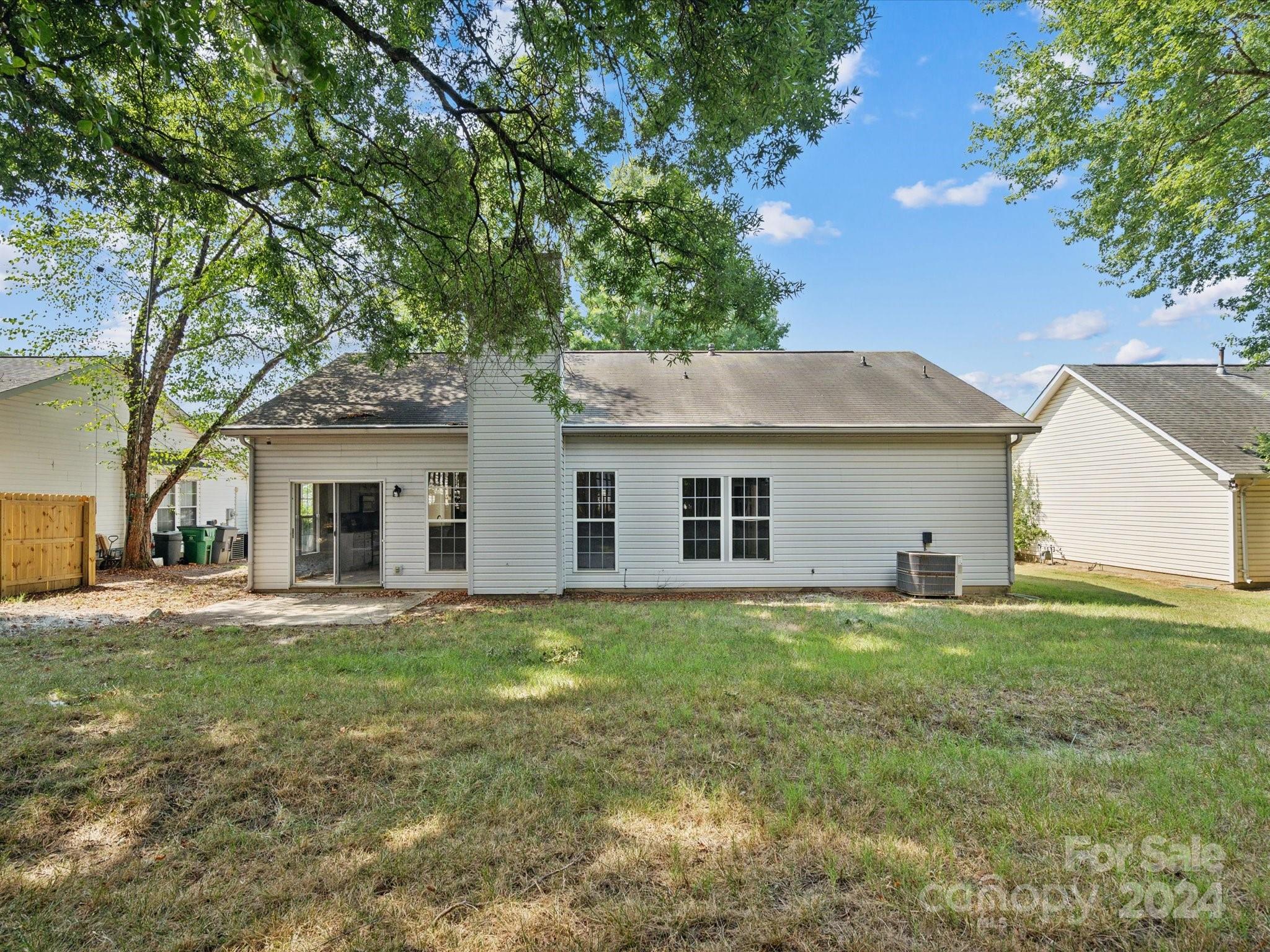 5515 Haybridge Road Charlotte, NC 28269 - Photo 40 of 45 Gallery Image 40