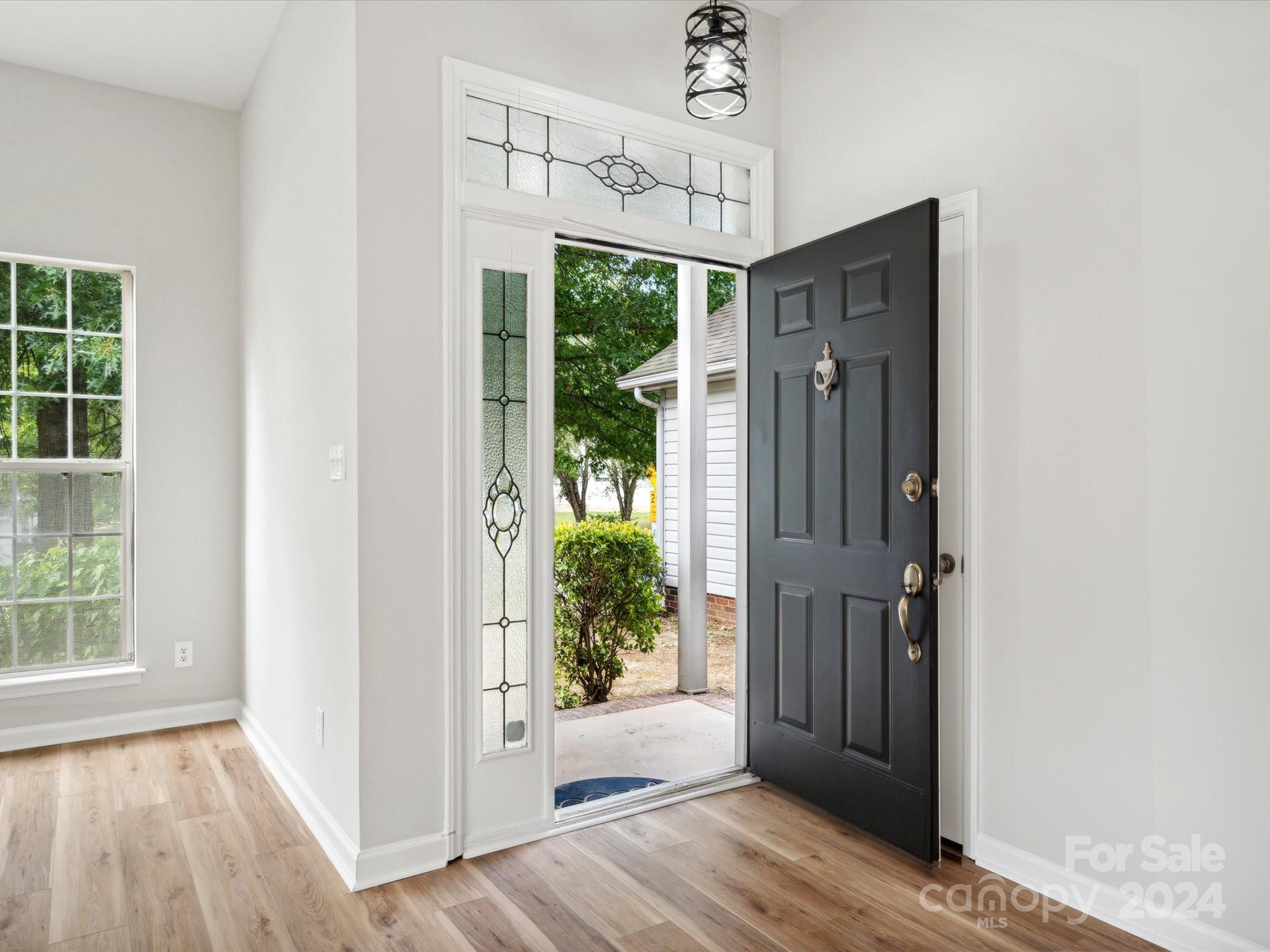 5515 Haybridge Road Charlotte, NC 28269 - Photo 6 of 45 Gallery Image 6