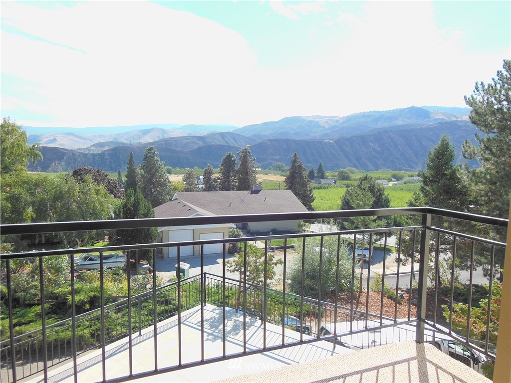 3419 Crestview Road Wenatchee, WA 98801 - Photo 12 of 25 Gallery Image 12