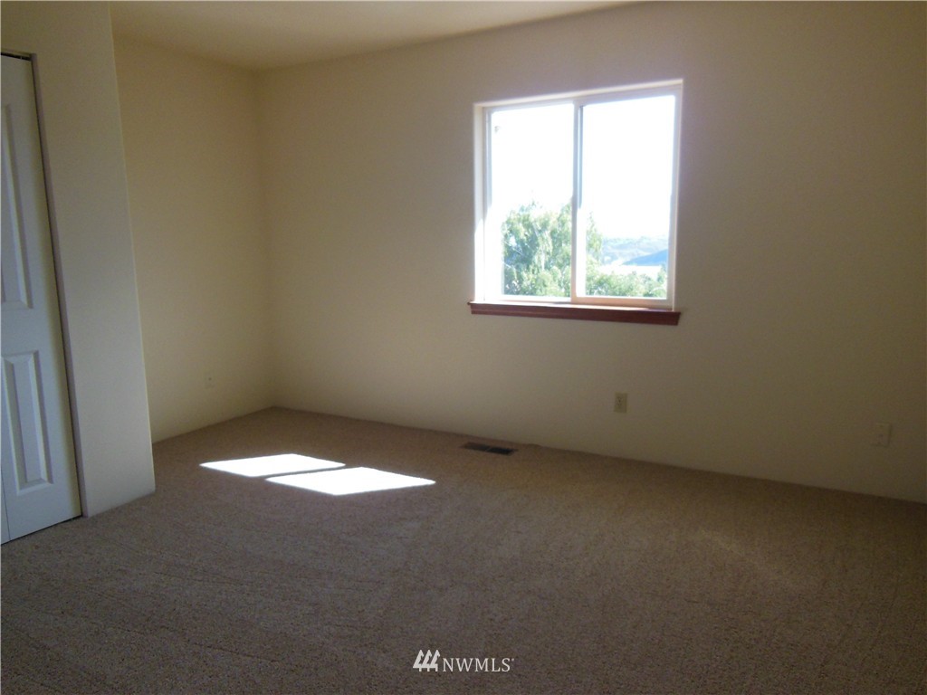 3419 Crestview Road Wenatchee, WA 98801 - Photo 18 of 25 Gallery Image 18