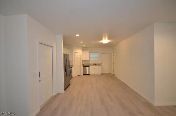 $2,450 | 2197 Davis Court, Fort Myers, FL 33916