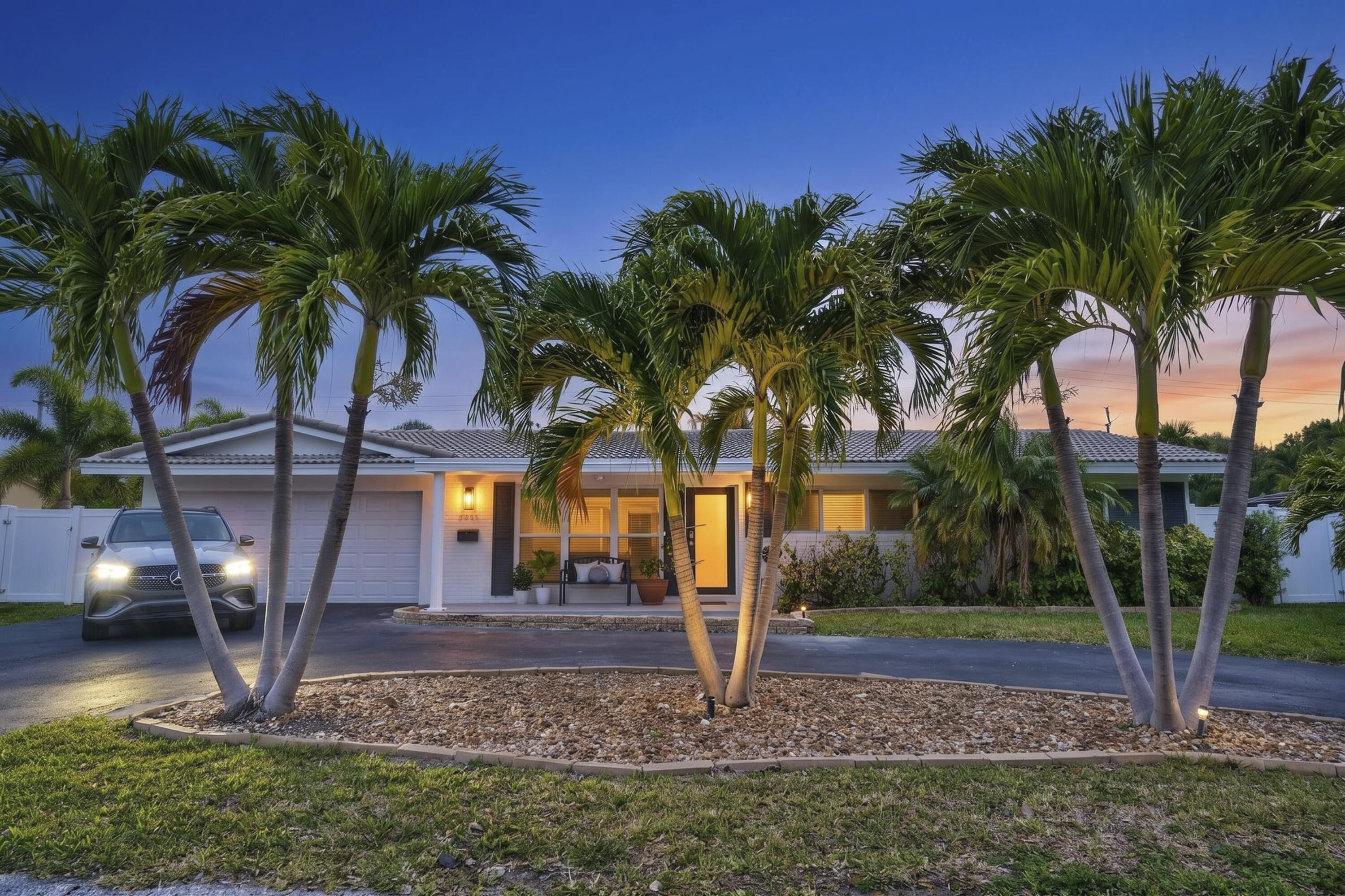 2231 Northeast 34th Street Lighthouse Point, FL 33064 - Photo 1 of 34 _DSC2906-2