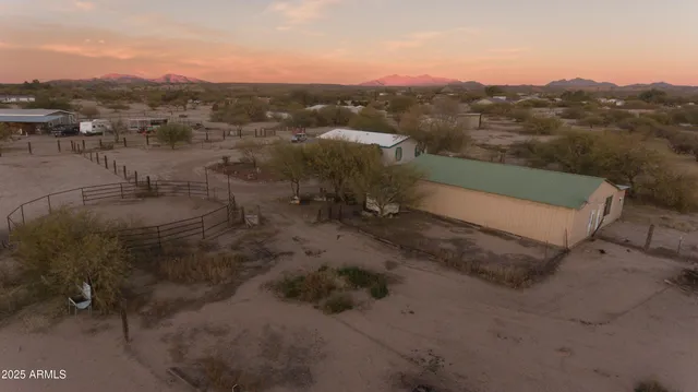 $317,700 | 1112 North Annie Lane, Benson, AZ 85602