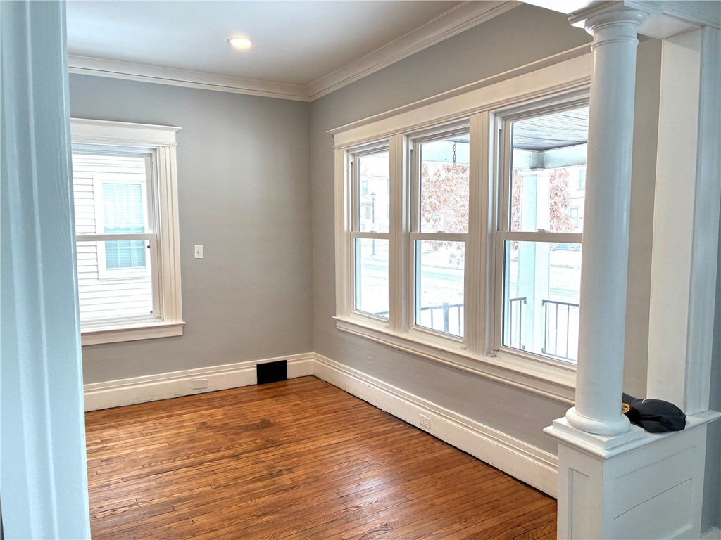 273 Electric Avenue Rochester, NY 14613 - Photo 6 of 28