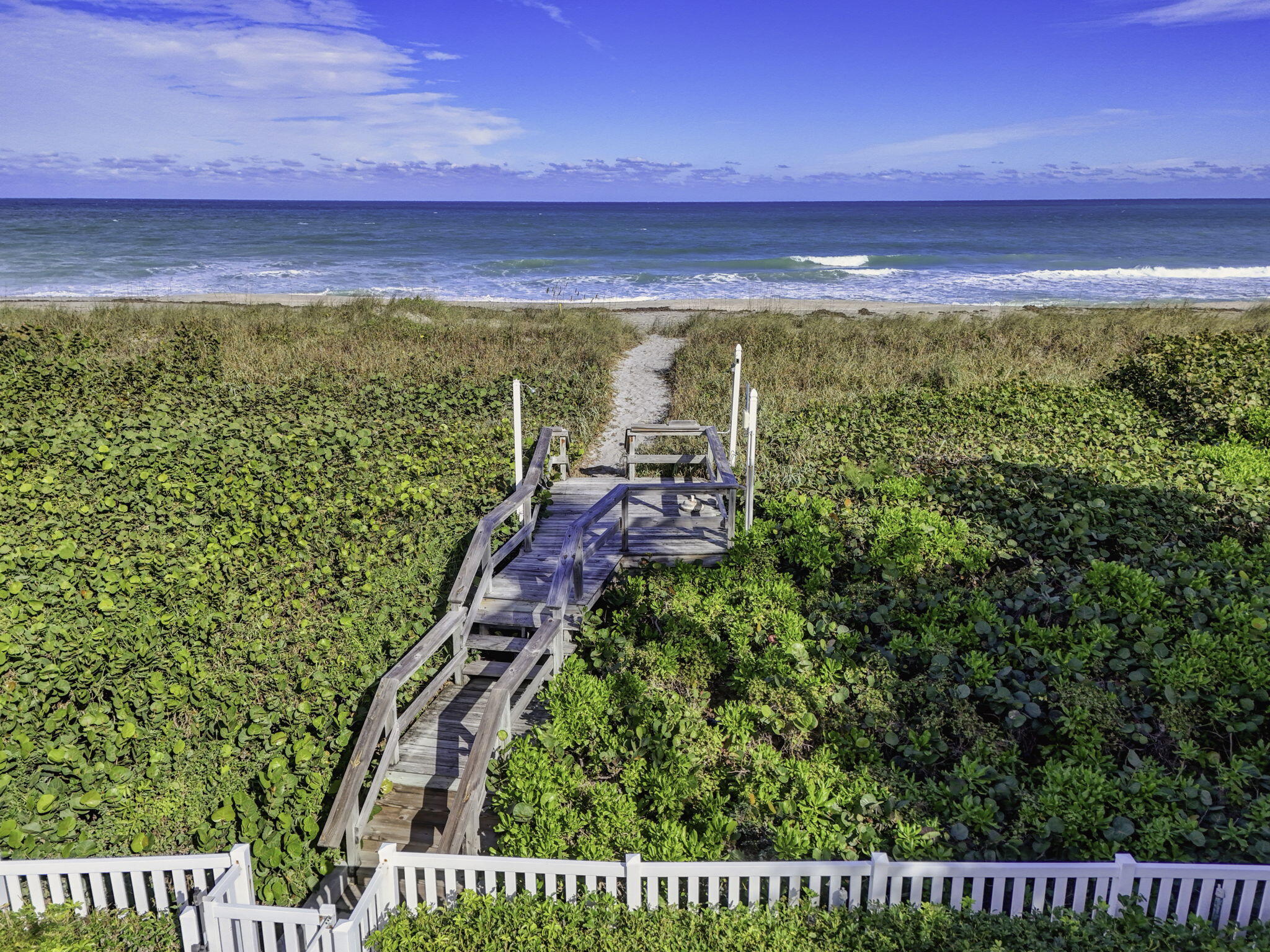 77 North Beach Road Jupiter Island, FL 33455 - Photo 121 of 125 131-web-or-mls-DJI_20251230140849_0256_D