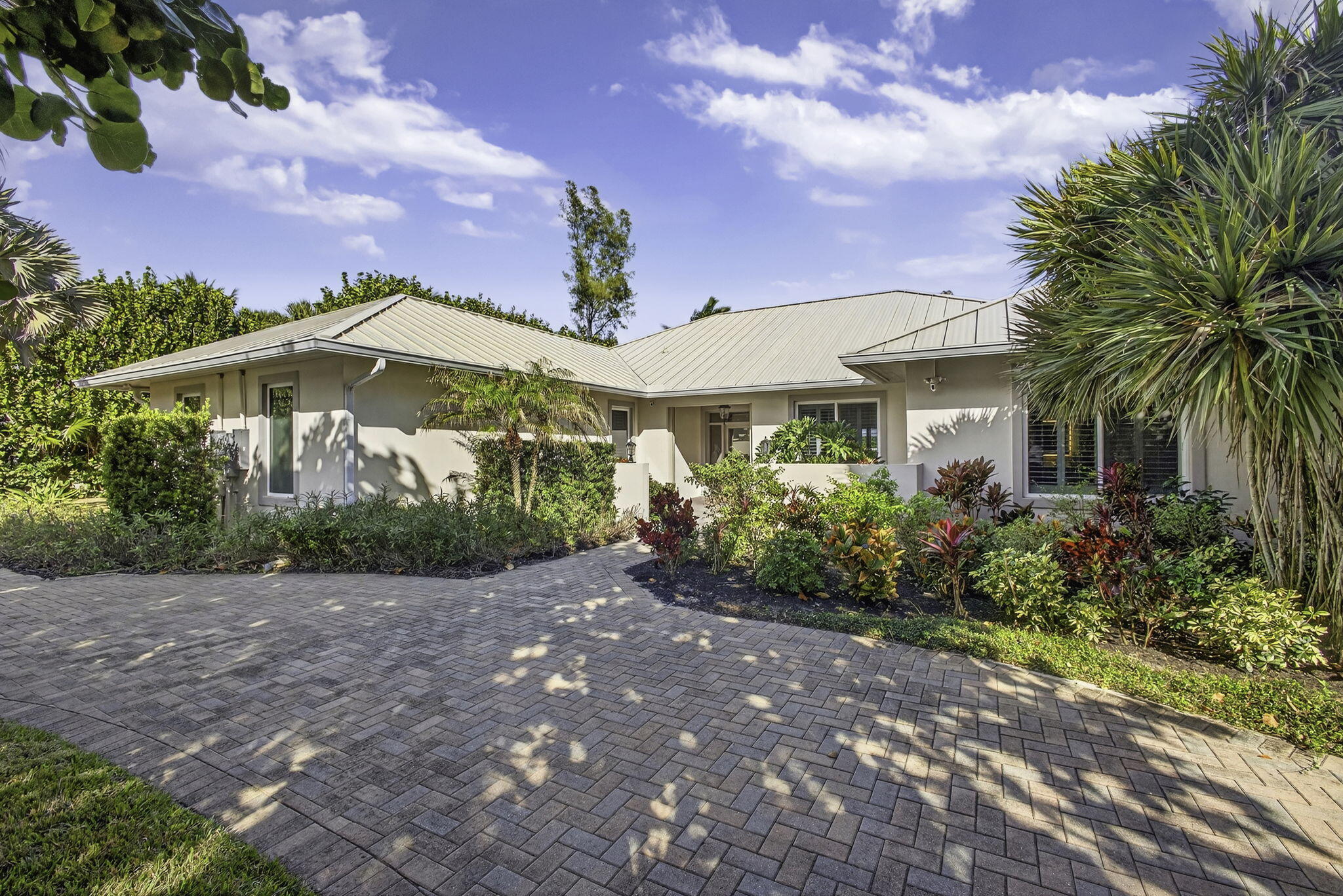77 North Beach Road Jupiter Island, FL 33455 - Photo 18 of 125 5-web-or-mls-5D1A1649