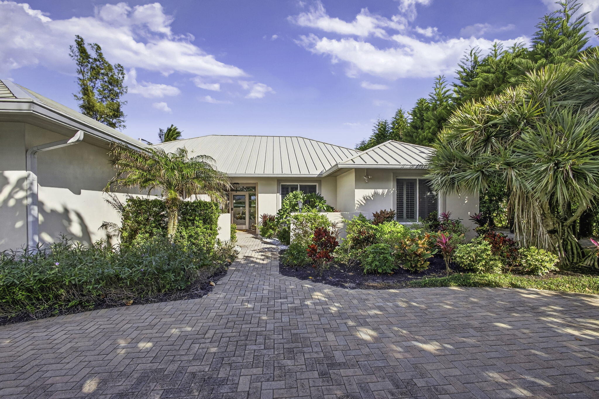 77 North Beach Road Jupiter Island, FL 33455 - Photo 19 of 125 6-web-or-mls-5D1A1654