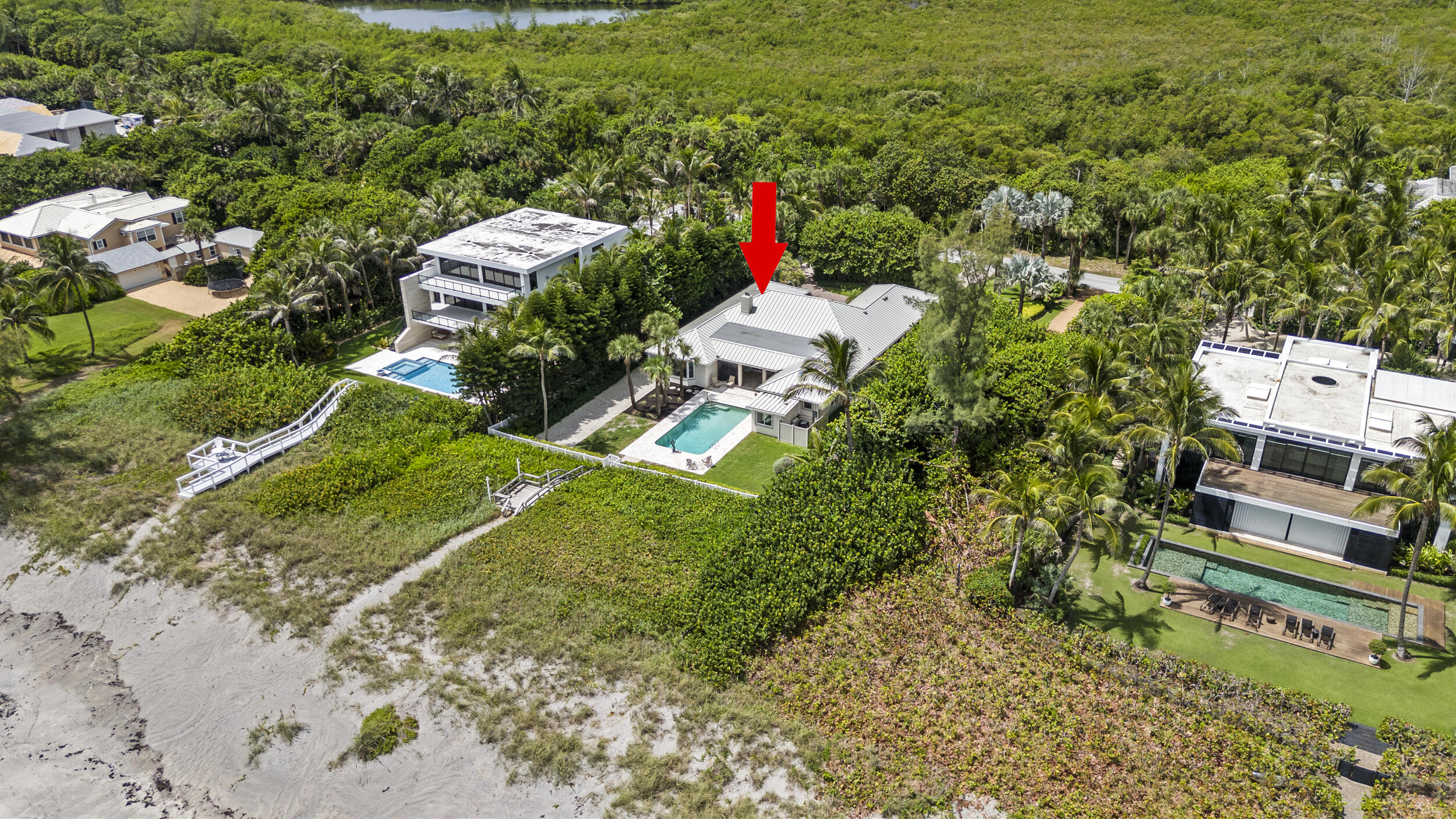 77 North Beach Road Jupiter Island, FL 33455 - Photo 28 of 125 78_dji_20250824001531_0054_d