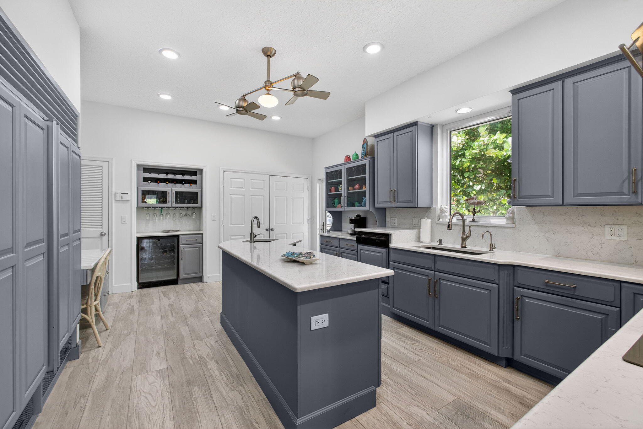 77 North Beach Road Jupiter Island, FL 33455 - Photo 45 of 125 28-web-or-mls-5D1A2129