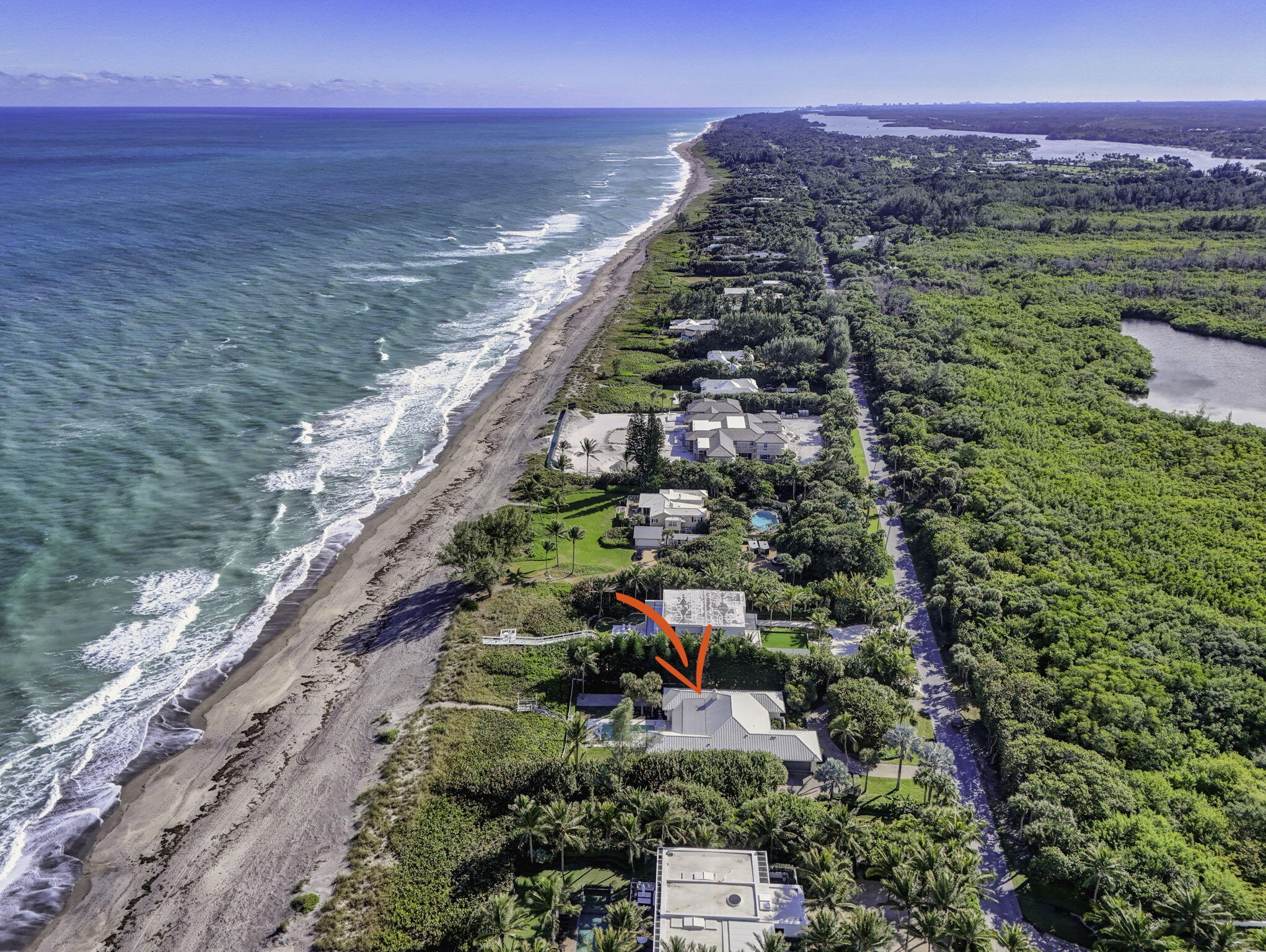 77 North Beach Road Jupiter Island, FL 33455 - Photo 8 of 125 119-web-or-mls-DJI_20251230140521_0191_D