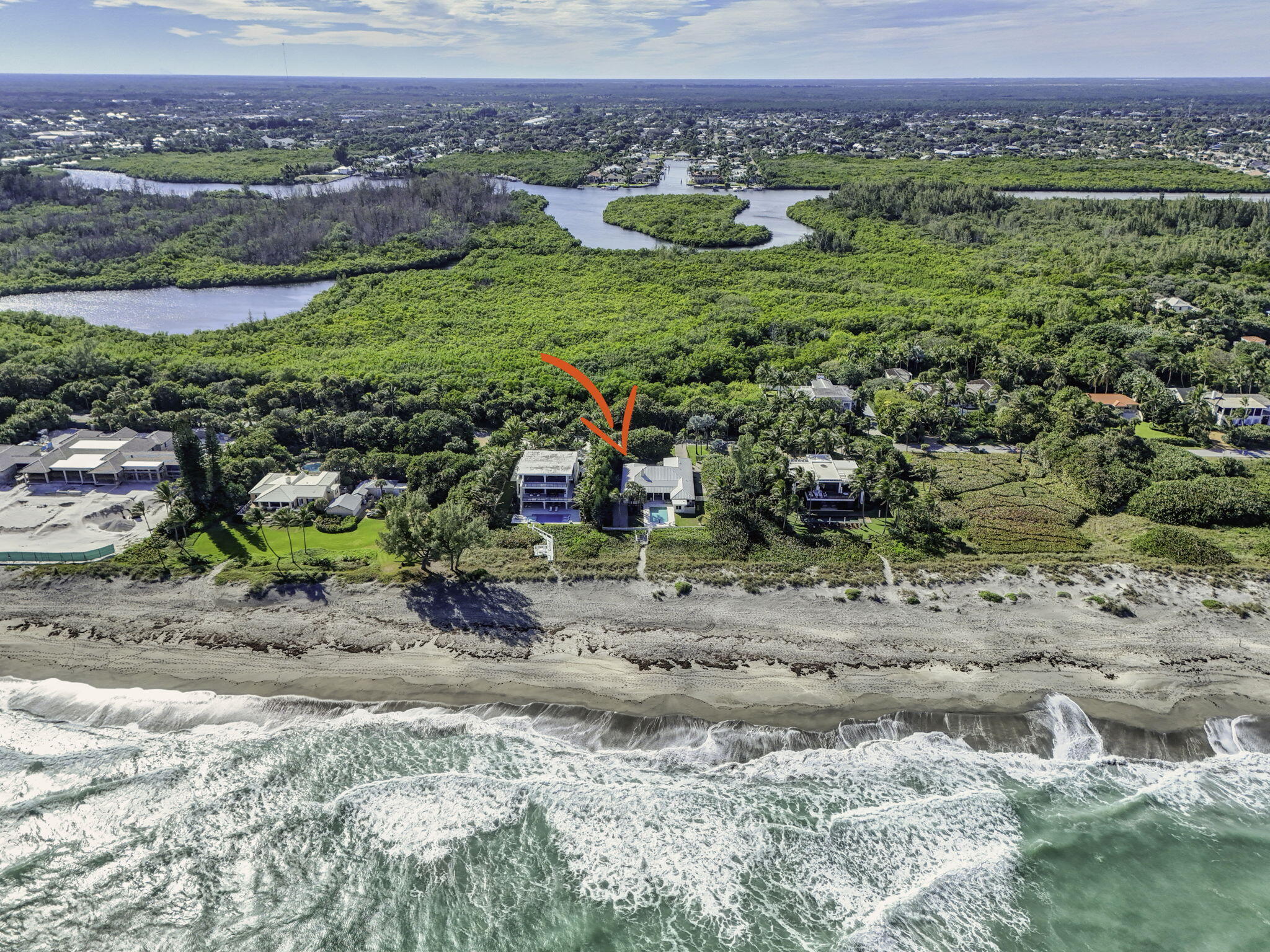 77 North Beach Road Jupiter Island, FL 33455 - Photo 9 of 125 121-web-or-mls-DJI_20251230140604_0201_D