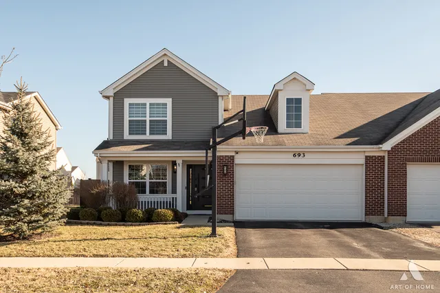 $385,000 | 693 Harp Avenue, Volo, IL 60073