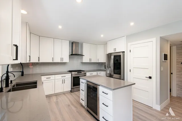 $385,000 | 693 Harp Avenue, Volo, IL 60073