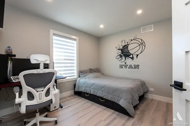 $385,000 | 693 Harp Avenue, Volo, IL 60073