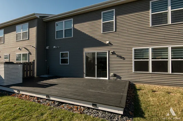 $385,000 | 693 Harp Avenue, Volo, IL 60073