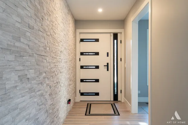 $385,000 | 693 Harp Avenue, Volo, IL 60073