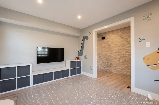 $385,000 | 693 Harp Avenue, Volo, IL 60073