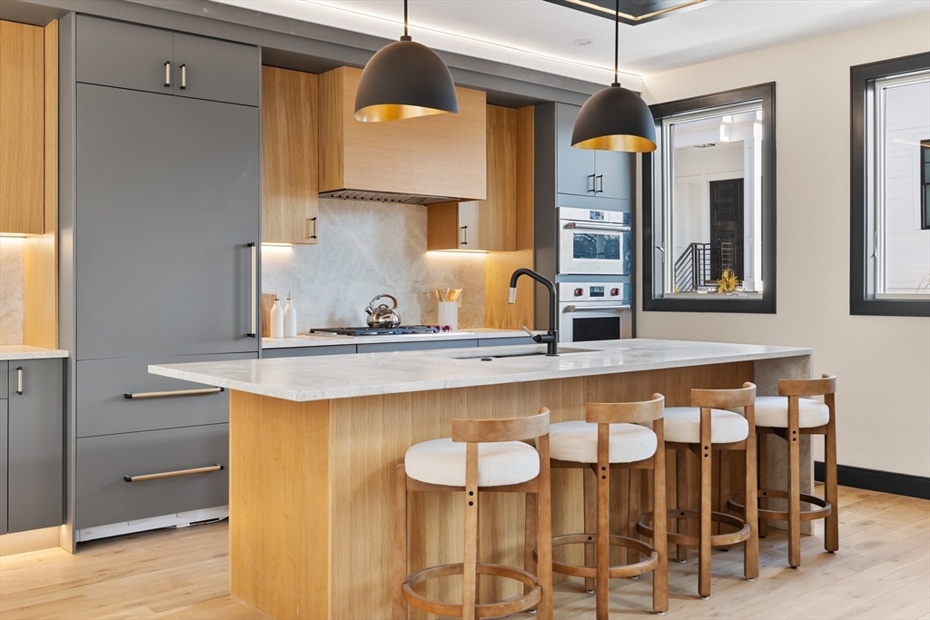 267 Tappan Street, Unit 1 Brookline, MA 02445 - Photo 4 of 23