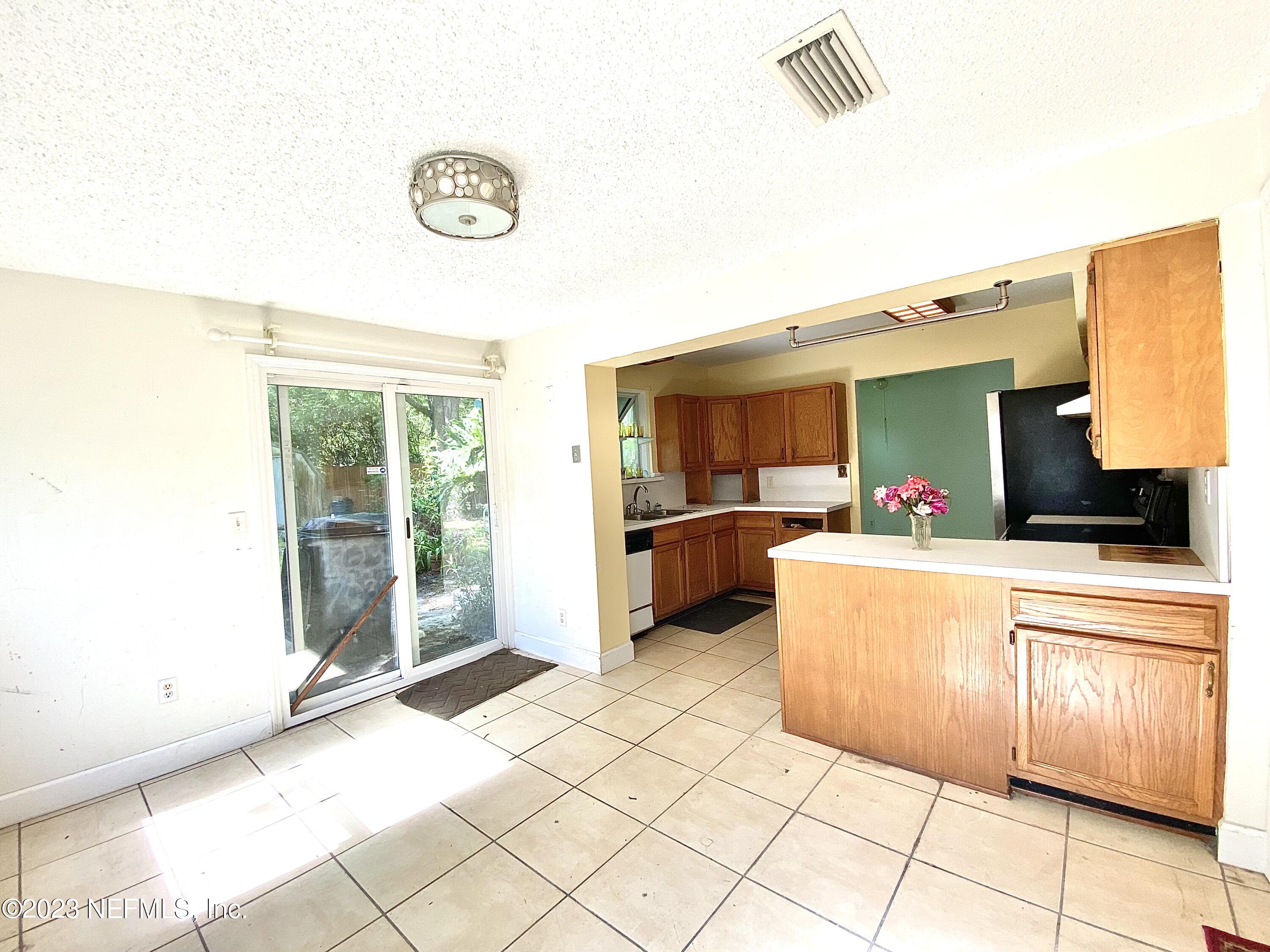 7032 Arques Road Jacksonville, FL 32205 - Photo 9 of 27 IMG_0641