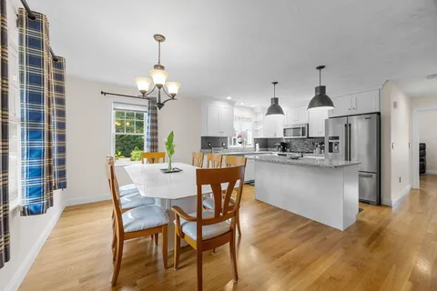 $659,000 | 56 Carriage Shop Road, Unit 4, East Falmouth, MA 02536