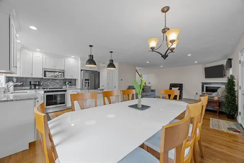 $659,000 | 56 Carriage Shop Road, Unit 4, East Falmouth, MA 02536