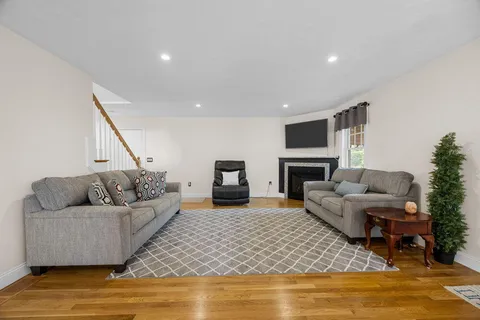 $659,000 | 56 Carriage Shop Road, Unit 4, East Falmouth, MA 02536