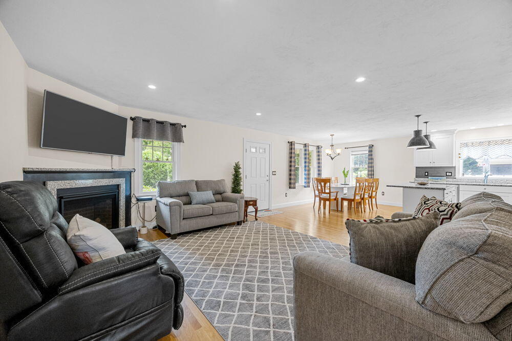 56 Carriage Shop Road, Unit 4 East Falmouth, MA 02536 - Photo 9 of 40 Living Room to Dining