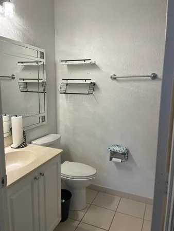 $2,500 | 4211 Napoli Lake Drive, Unit 4211, Palm Beach Gardens, FL 33410