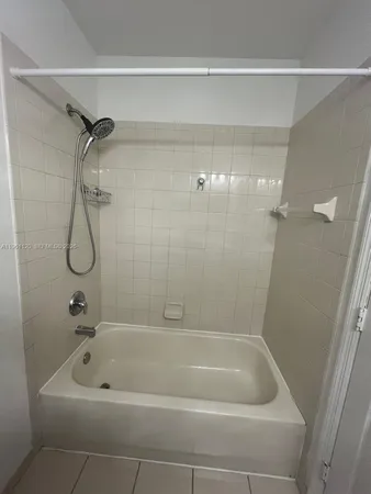 $2,500 | 4211 Napoli Lake Drive, Unit 4211, Palm Beach Gardens, FL 33410