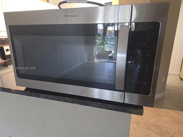 $2,500 | 4211 Napoli Lake Drive, Unit 4211, Palm Beach Gardens, FL 33410