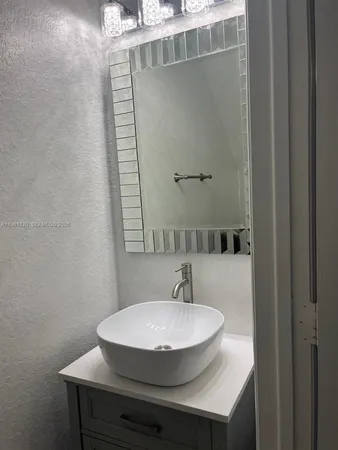 $2,500 | 4211 Napoli Lake Drive, Unit 4211, Palm Beach Gardens, FL 33410