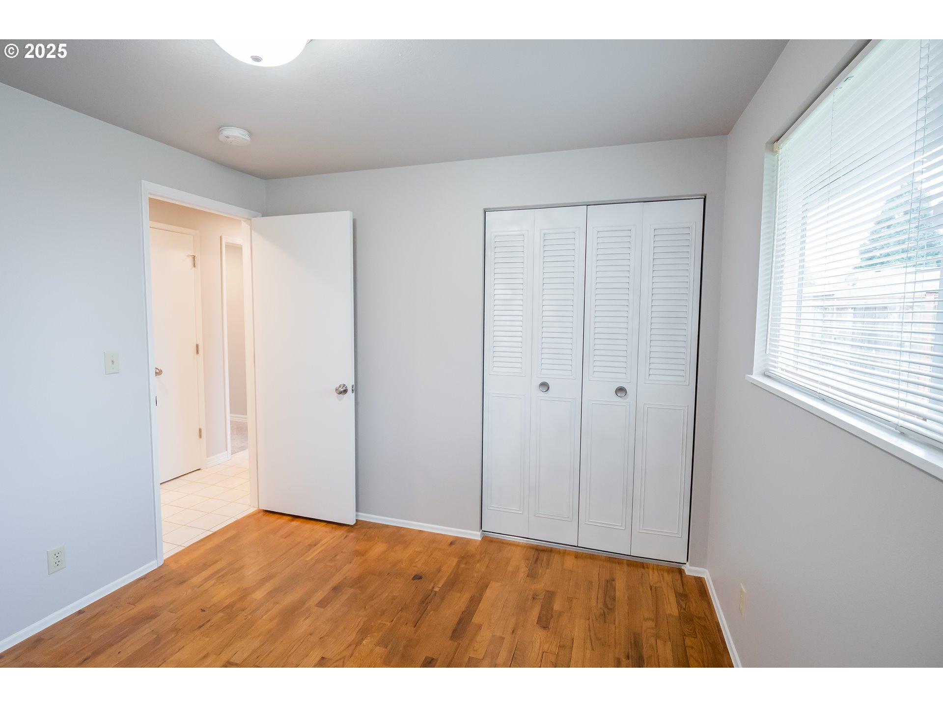 2556 Dumas Drive Springfield, OR 97477 - Photo 20 of 48 a view of wooden floor