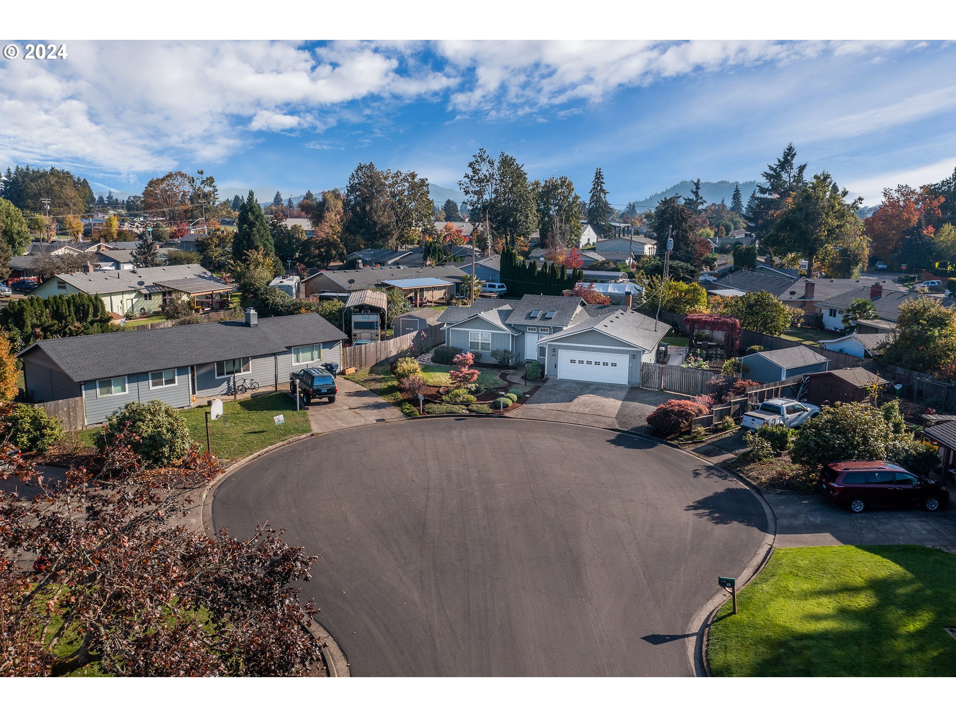 2556 Dumas Drive Springfield, OR 97477 - Photo 48 of 48 a view of a city