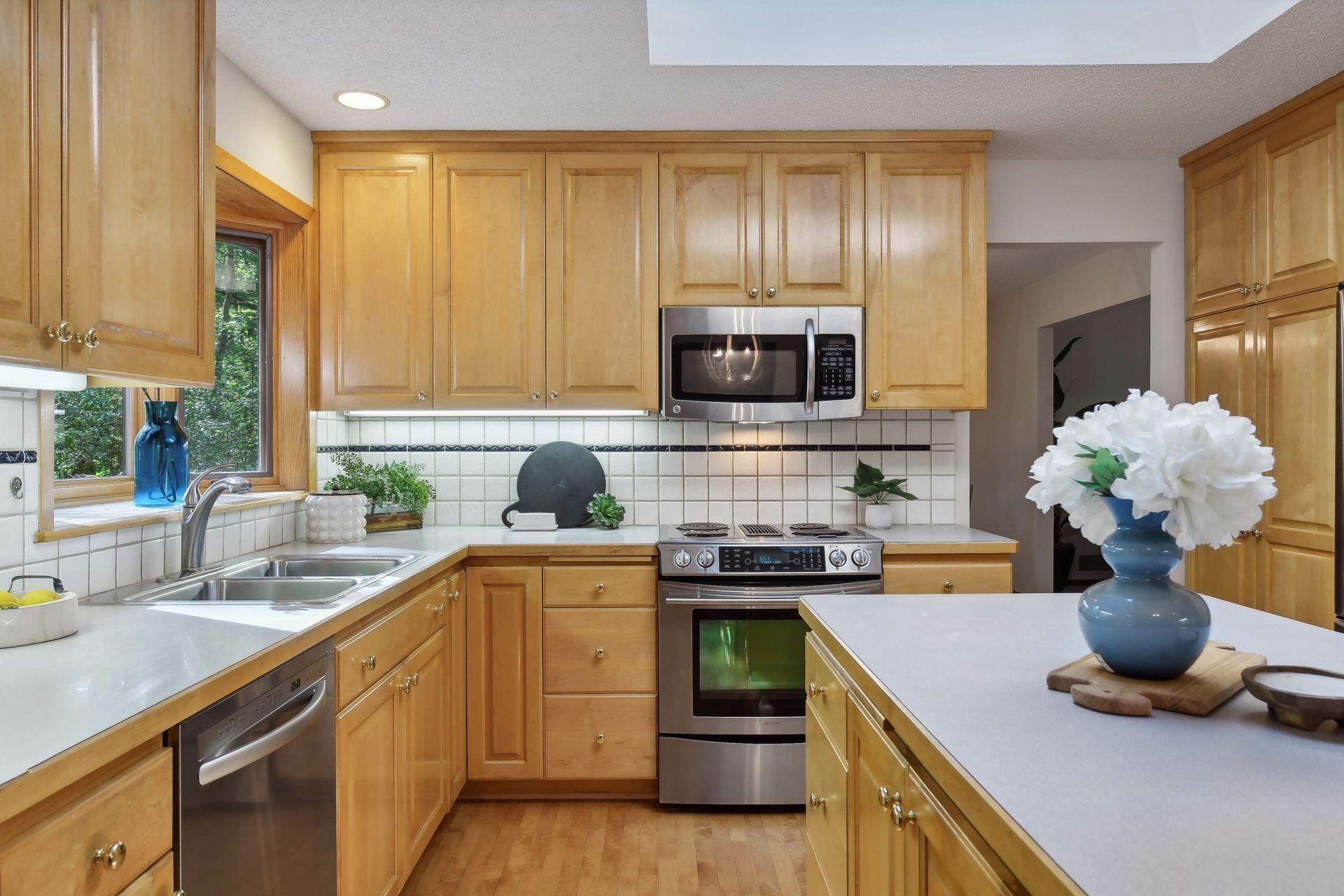 15801 Post Road Wayzata, MN 55391 - Photo 15 of 41 Gallery Image 15